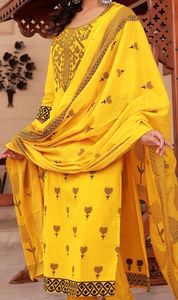 Diseño Exclusivo, Ropa Elegante para Mujer, Estilo Indio-Pakistaní, Última Moda en Algodón Puro Bordado, Kurta y Pantalones Elegantes para Verano - Product Image 4