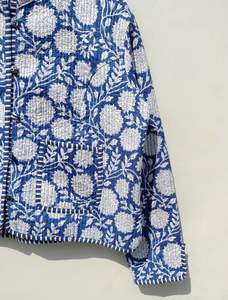 แจ็กเก็ตสั้นผ้าคอตตอนพิมพ์ลายบล็อกด้วยมือใส่ได้สองด้านสำหรับฤดูหนาวเสื้อโค้ทผ้าทอเทคนิคซักเสื้อนอกลำลอง - Product Image 3