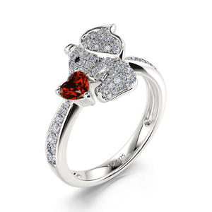 Anillo de Boda de Plata de Ley con Corte de Corazón de Elefante Jeulia Hug Me Endearing - Product Image 2
