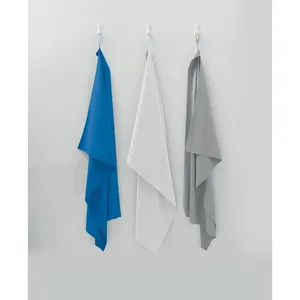 Serviette promotionnelle personnalisée en microfibre ATOLL 100 pour gadgets - Product Image 1