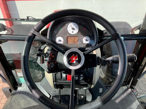 NOUVEAU TRACTEUR FERME Massey Ferguson 5712 M 4WD Cab Essential - Product Image 5