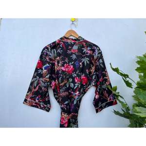 Robe-kimono en coton imprimé indien faite à la main, style enveloppant, légère, pour l'été, pour les familles, respirante, tissée, taille XL - Product Image 5