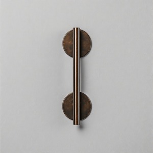 Barra de puerta de agarre de cresta de bronce Imperial Elegance Manija de puerta de latón macizo con acabado dorado antiguo para interiores Premium - Product Image 1