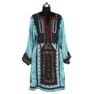 Collection de robes de style afghan en soie brodée vintage de robes banjara balochi brodées à la main robe ethnique Banjara - Product Image 5
