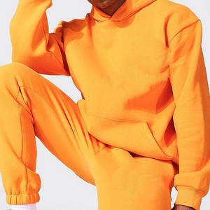 Chándal atlético para hombre al por mayor, conjunto de entrenamiento ajustado, sudadera deportiva de tela transpirable y pantalones para correr - Product Image 2