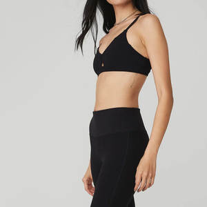 Gran oferta 2025 Sujetador deportivo personalizado para mujer, fábrica al por mayor, moda para mujer, suave, Fitness, gimnasio, soporte medio, Sujetador deportivo sin costuras - Product Image 5