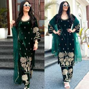 Vêtements indiens nouveau haut et pantalon de créateur avec ensemble Dupatta avec séquence de cordon lourd haut à bordure en dentelle brodée avec pantalon jumelé - Product Image 2