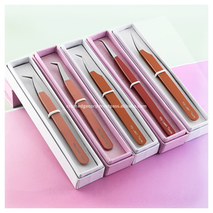 Herramienta de aislamiento de pestañas con logotipo personalizado, pinzas para extensión de pestañas, herramienta aplicadora de elevación de pestañas, punta de fibra, volumen, colores desnudos, amarre plano - Product Image 1