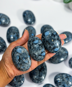 PIERRES DE PALMIER LARVIKITE ÉTONNANTES PIERRE DE CRISTAL FLASHY PALMES/POCHE GUÉRISON PIERRE DE PALMIER LARVIKITE MÉTAPHYSIQUE GRANDE PIERRE GEMME - Product Image 2