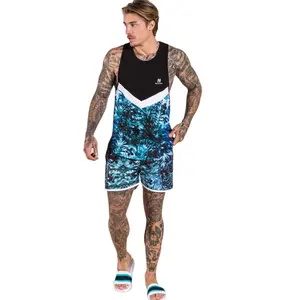 Parte superior do tanque masculino com a impressão personalizada da subolmação e com a combinação curta musculação singlet