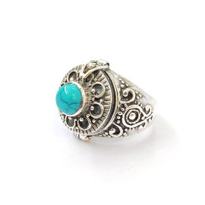 แหวนกล่องสีเทอร์ควอยซ์ แหวนพลอยชุบทองทันสมัย (9.8 กรัม) ฝังแบบ Bezel Setting รูปทรงมือ ฟรีไซส์ ของขวัญ - Product Image 1