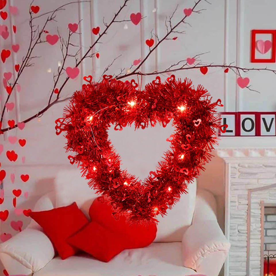 luxury-valentine-s-day-garland-for-party-decorations-peach-heart-wall