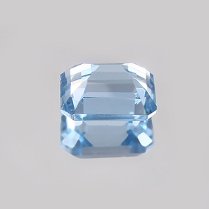 Lab Swiss Blue Topaz Emerald Cut Octagon Piedras preciosas sueltas para la fabricación de joyas Tamaños de collares - Product Image 2