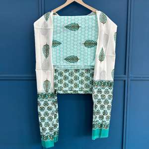 Materiales de Vestido Hechos a Mano con Estampado en Bloque de Chifón, Adecuados para Diseñadores de Ropa, Traje de Chifón con Estampado en Bloque con Dupatta para Mujer - Product Image 1