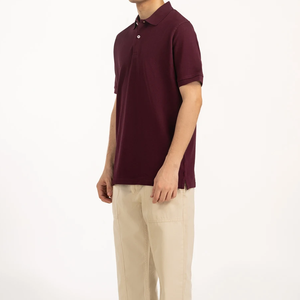 Vente en gros de T-shirts pour hommes en polyester de qualité supérieure, ensembles élégants personnalisables avec logo, découpe automatisée, séchage rapide, sur mesure - Product Image 3