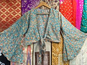 Top con lazo de seda Reversible para mujer de estilo Retro de los años 70, Top corto con tinte de corbata floral, ropa informal sostenible sin mangas de tamaño libre - Product Image 4