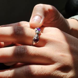 Bague en argent sterling 925 avec cinq pierres précieuses améthyste, style religieux, qualité extrême, pour femmes, pour mariages, fêtes, anniversaires - Product Image 3