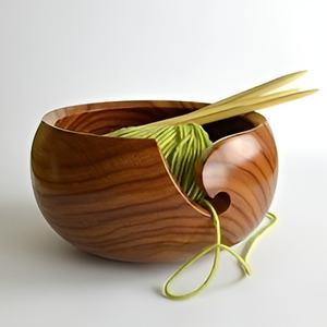 Élégant bol en fil de bois fait à la main par des artisans indiens avec du bois de manguier de qualité supérieure pour le tricot et le crochet - Product Image 2