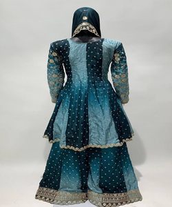 Nouvelle arrivée vêtements de saison Crape/Creepe Salwar Kameez avec des carreaux modernes et une séquence de travail Net Top Palazzo Dupatta - Product Image 5