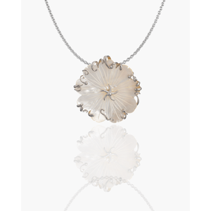 จี้รูปดอกไม้ชุบทองคำขาว 14k ประดับเพชรซิคอนและเพชรสำหรับงานหมั้น - Product Image 4
