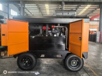 Compresseur d'air diesel portable à vis haute pression 31m³ 1100 CFM 25 bars pour le forage de puits d'eau 20-35 bars