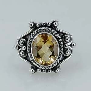 Bague Bohème Chic en Argent Sterling 925 avec Citrine Faite à la Main, Pierre de Naissance de Novembre, Diamant Taille Ovale, Idéale pour Cadeau d'Anniversaire - Product Image 4