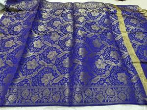 Accessoire élégant pour femmes en soie tissée traditionnelle Dupatta de qualité supérieure pour les occasions de fête Design jacquard floral pour indien - Product Image 6