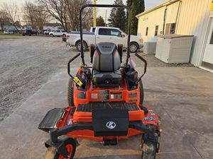 Tondeuse autoportée Kubota ZD1211 en stock, livraison rapide, meilleur prix, vente en gros disponible - Product Image 3