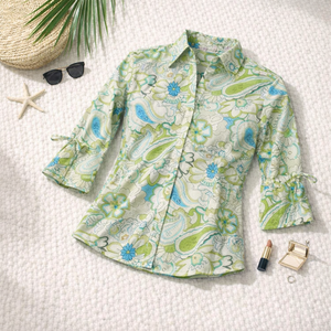 Top con Estampado Floral Atemporal, Escote en V Profundo en la Parte Delantera, Mangas Largas, Tejido con Impresión Digital, 2 Eslabones para un Ajuste Seguro - Product Image 1