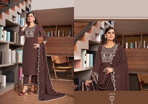 Nouveau concepteur lourd fantaisie rayonne Duppata avec séquence coton broderie travail sans bordure Pent indien pakistanais Collection de vêtements - Product Image 2