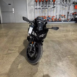 Motocicleta Deportiva de Alta Velocidad de 400cc 2026 con ABS Avanzado - Product Image 1