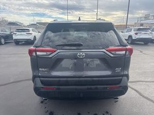 Toyota RAV4 XLE 2025 Usado en Perfectas Condiciones, SUV con Tracción en las Cuatro Ruedas, Transmisión Automática de 8 Velocidades, Motor 2.5L, 14 Transmisiones, en Venta - Product Image 5
