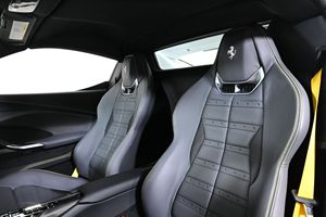 2024 296 G.T.S Automático con Techo Panorámico, Bajo Kilometraje, Motor en Perfecto Estado, Neumáticos R18, Listo para Enviar - Product Image 6