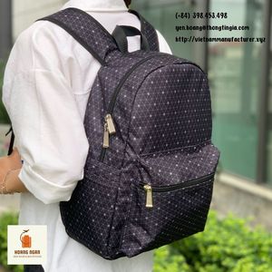Mochila de poliéster con estampado de puntos, bolsas impermeables para estudiantes de Color blanco y negro para niños y niñas hechas de Vietnam - Product Image 5