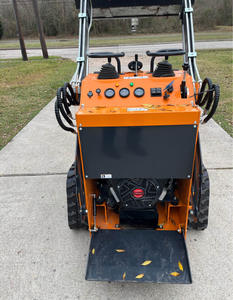 NOUVEAU Mini-chargeur compact à essence de 27 CV – Performances rapides, compact, compatible avec plusieurs accessoires - Product Image 3