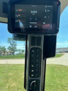 2022 JCB Very 215T Minicargadora de dirección deslizante Cargador frontal sobre orugas con motor central Bomba de cojinete de motor Caja de cambios y PLC - Product Image 3