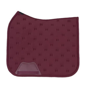 Manta de silla de montar inglesa acolchada de algodón personalizada, transpirable, con forro suave y acolchado, diseñada para brindar comodidad, estabilidad y absorción de impactos. - Product Image 1
