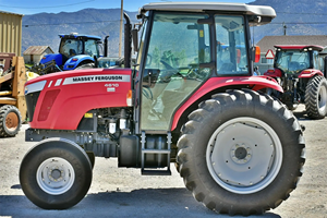 Tracteur Massey Ferguson 4610 à vendre à bon prix, entretien inclus - Product Image 2