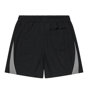 Shorts de sport décontractés pour hommes avec logo personnalisé, en maille tricotée, séchage rapide, respirants, pour le basketball, style streetwear, avec cordon de serrage - Product Image 2