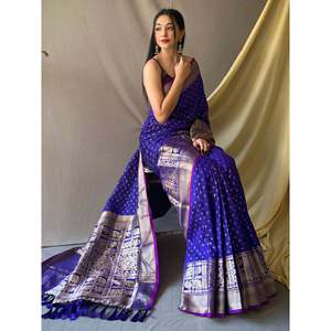 Magnifique sari en soie tissée bleu zari avec chemisier pour les occasions de mariage - Product Image 3