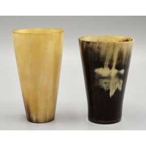 Ensemble de tasses en corne de buffle polie Finition naturelle sculptée Corne de boeuf Viking Tasses à boire Animal religieux nautique par artisanat en croissant - Product Image 1