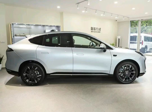 Vehículo Eléctrico Usado 2025 Edición MAX de 670 km de Autonomía, Nueva Energía, 200-250 kW, 50-70 kWh, Modelo Actualizado en Venta - Product Image 3