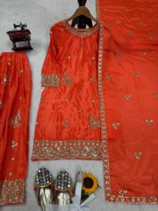 Tissu de Chinon lourd de concepteur moderne Salwar Kameez belle séquence travail Sharara fil intérieur fête disponible séchage rapide désiré - Product Image 2