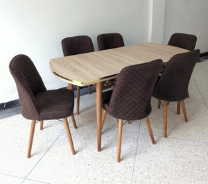 ชุดโต๊ะอาหารแบบขยายได้ทันสมัย 6 ที่นั่ง พร้อมเก้าอี้หุ้มเบาะ ขาไม้ ติดตั้งง่าย-Mabelia HKTN01 สำหรับห้องครัวและห้องรับประทานอาหาร - Product Image 1