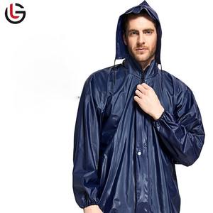 Trajes de lluvia informales transpirables y duraderos con un innovador sistema de ventilación y materiales resistentes al desgaste para una máxima comodidad - Product Image 3