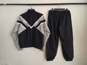 Ensemble tendance de survêtement pour homme avec logo personnalisé, veste d'échauffement et pantalon de jogging en nylon, coupe-vent personnalisé pour homme, logo surdimensionné, patchwork, salle de sport - Product Image 6