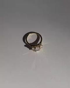 Style classique trilogie coupe ovale bague en diamant de laboratoire 14K or massif mariage mariée fiançailles bijoux perle pour les fêtes - Product Image 2