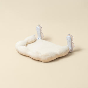 Hamaca para Gatos en Forma de Nube Premium, Cama para Gatos de Felpa Suave para Ventana con Ventosas Fuertes, Accesorios para Mascotas - Product Image 4