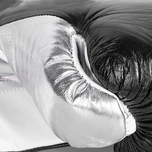 ถุงมือชกมวยสำหรับใช้ในชีวิตประจำวัน พร้อมแผ่นรองด้านในนุ่มและโครงสร้างด้านนอกแข็งแรง ช่วยปกป้องมือสำหรับการฝึกซ้อมฟิตเนสและการออกกำลังกาย - Product Image 3