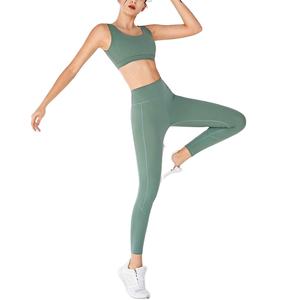 Top Deportivo de Yoga Transpirable de Alto Rendimiento para Mujer y Leggings de Compresión de Poliéster y Spandex de Secado Rápido, Ropa de Gimnasio Personalizada OEM 2026 - Product Image 5